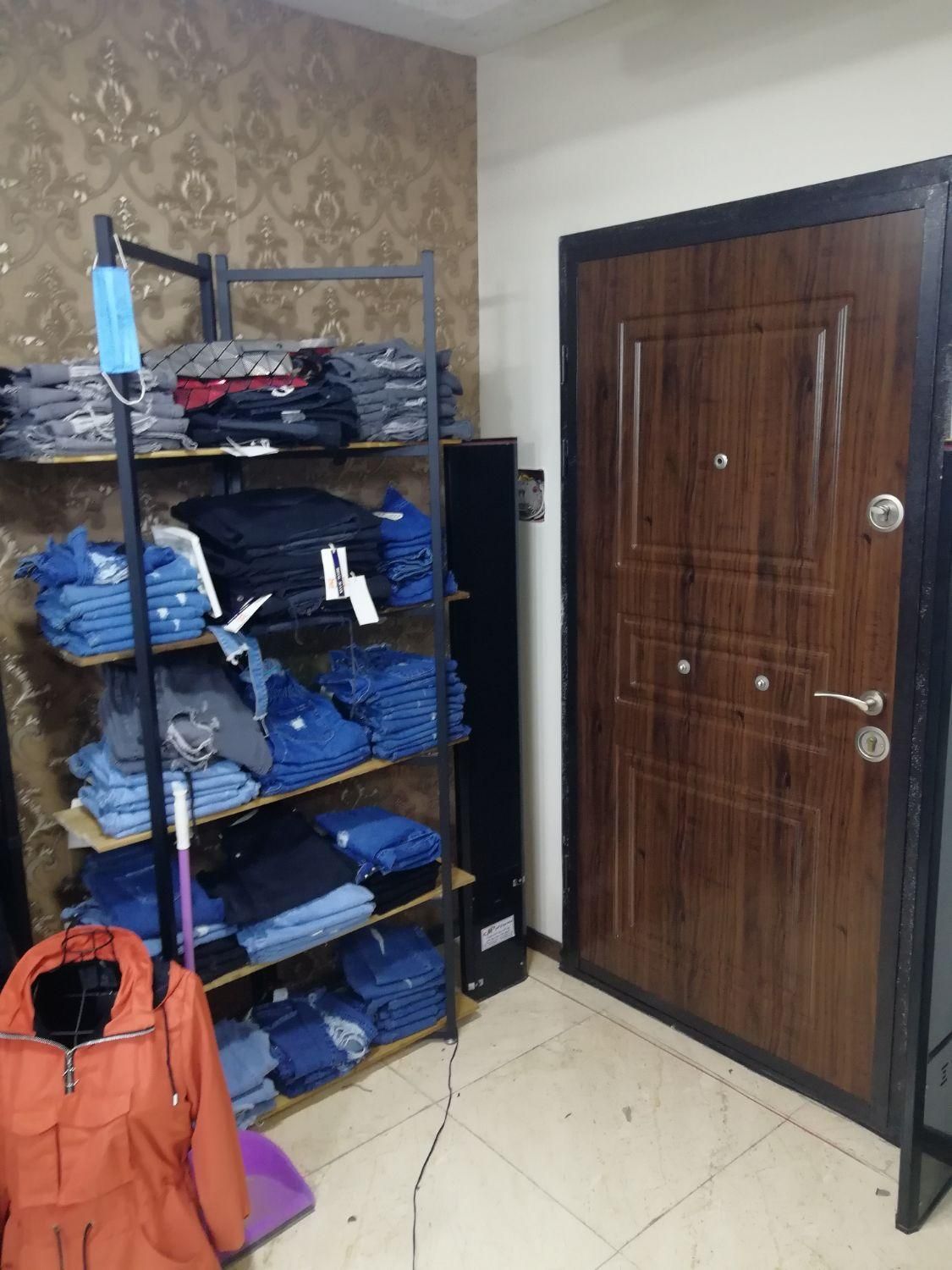 گیتٌ Amفروشگاه جداکن لباس دزدگیرَ مزون/تگ لیبل نو|فروشگاه و مغازه|تهران, توحید|دیوار
