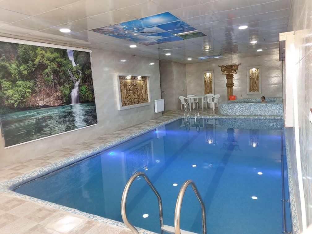 کد 900 ، اجاره ویلا و باغ آبگرم ، تیم رنت گاردن|اجارهٔ کوتاه‌مدت ویلا و باغ|شیراز, شهرک گلستان|دیوار