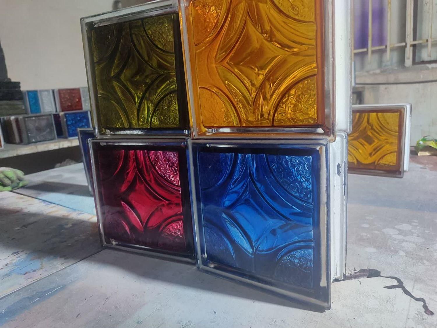 بلوک و موزاییک شیشه ای سقف پاسیو،نورگیر|حراج|کرج, عظیمیه|دیوار