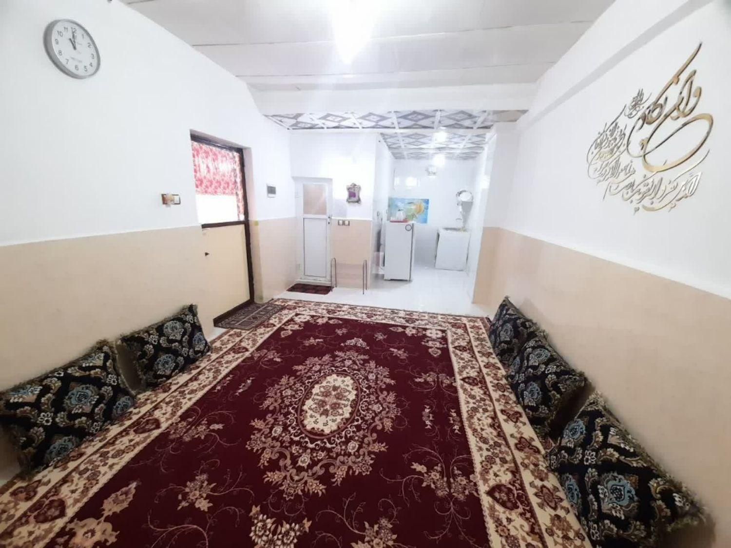 پارکینگ دار، کنار دریا.|اجارهٔ کوتاه‌مدت آپارتمان و سوئیت|بندرعباس, |دیوار