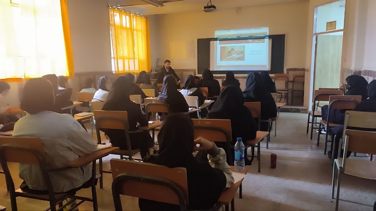دبیر فیزیک و مشاور تحصیلی از ابتدایی تا کنکور|خدمات آموزشی|تهران, جیحون|دیوار