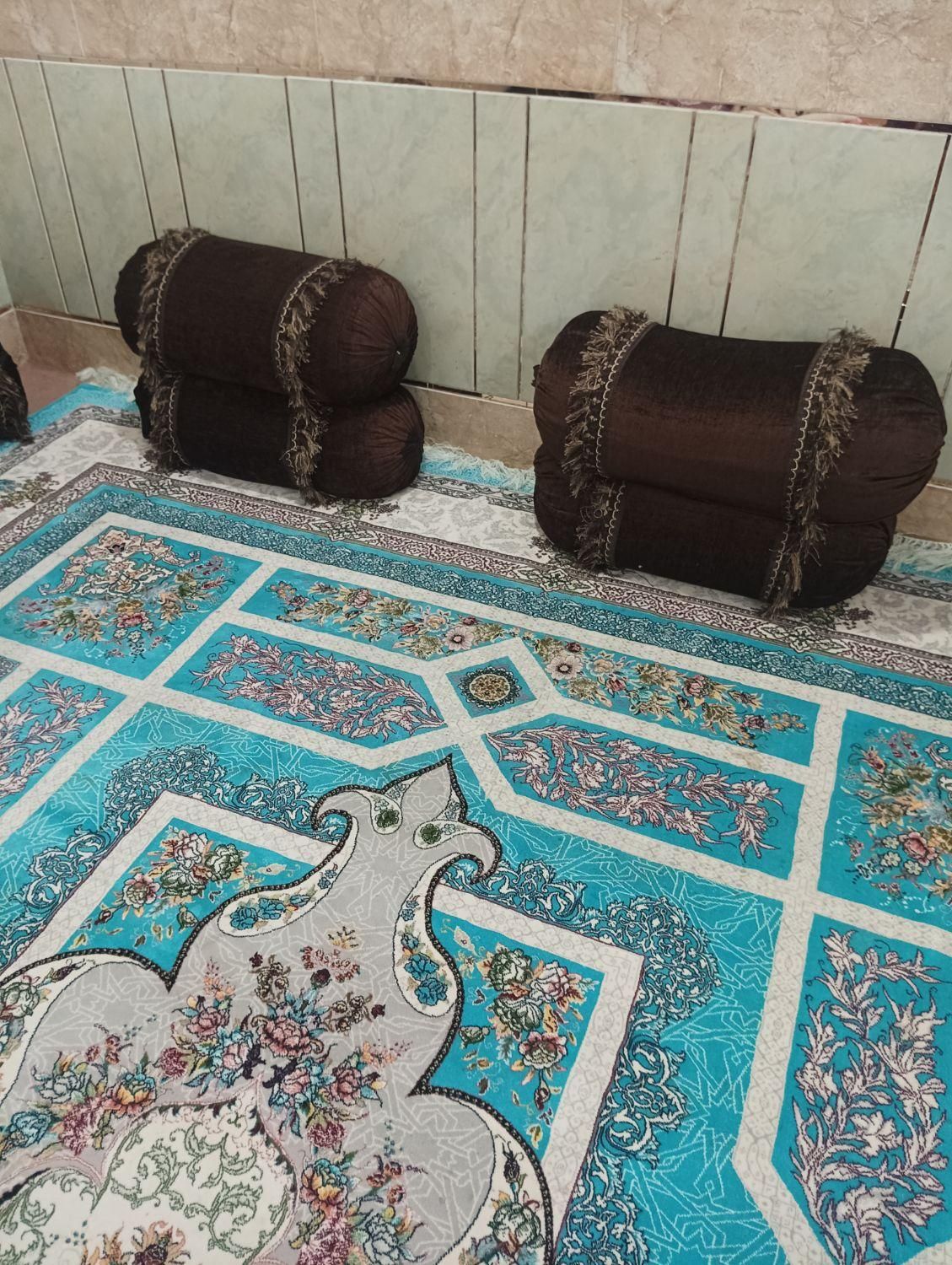 با سلام تعدادی جلدبالش تمیز  بفروش میرسد|رختخواب، بالش، پتو|شوشتر, |دیوار