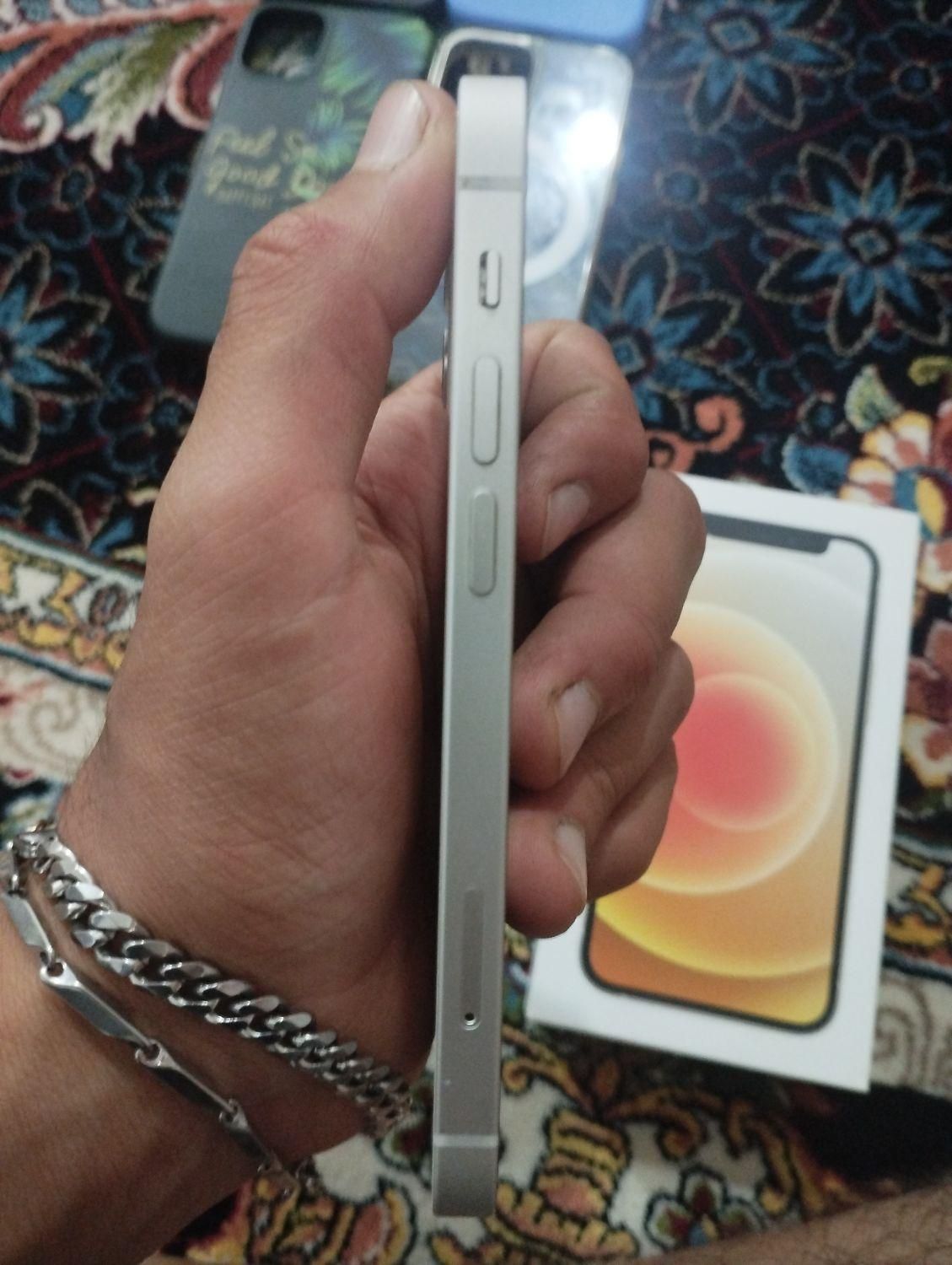 اپل iPhone 12 mini با حافظهٔ ۱۲۸ گیگابایت|موبایل|تهران, ایران|دیوار