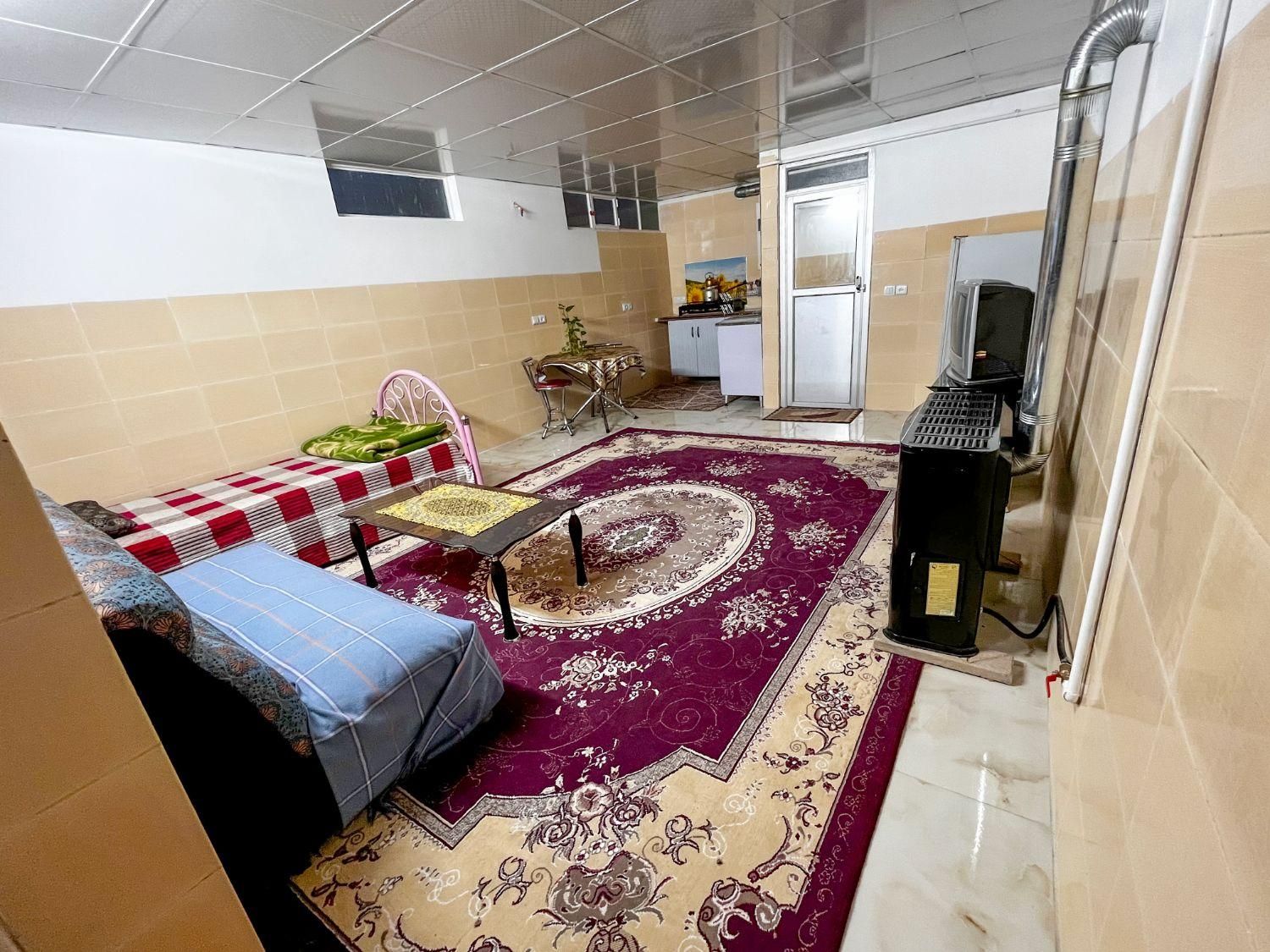 منزل یک خواب،همکف، دربست وتمیز|اجارهٔ کوتاهمدت آپارتمان و سوئیت|یزد, |دیوار