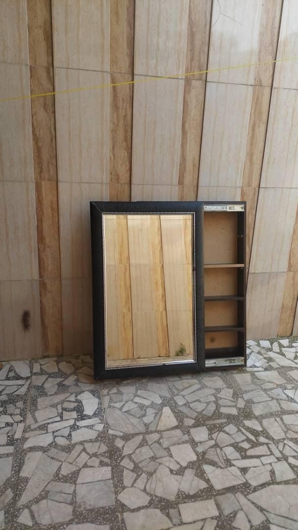 آینه|آینه|لنگرود, |دیوار