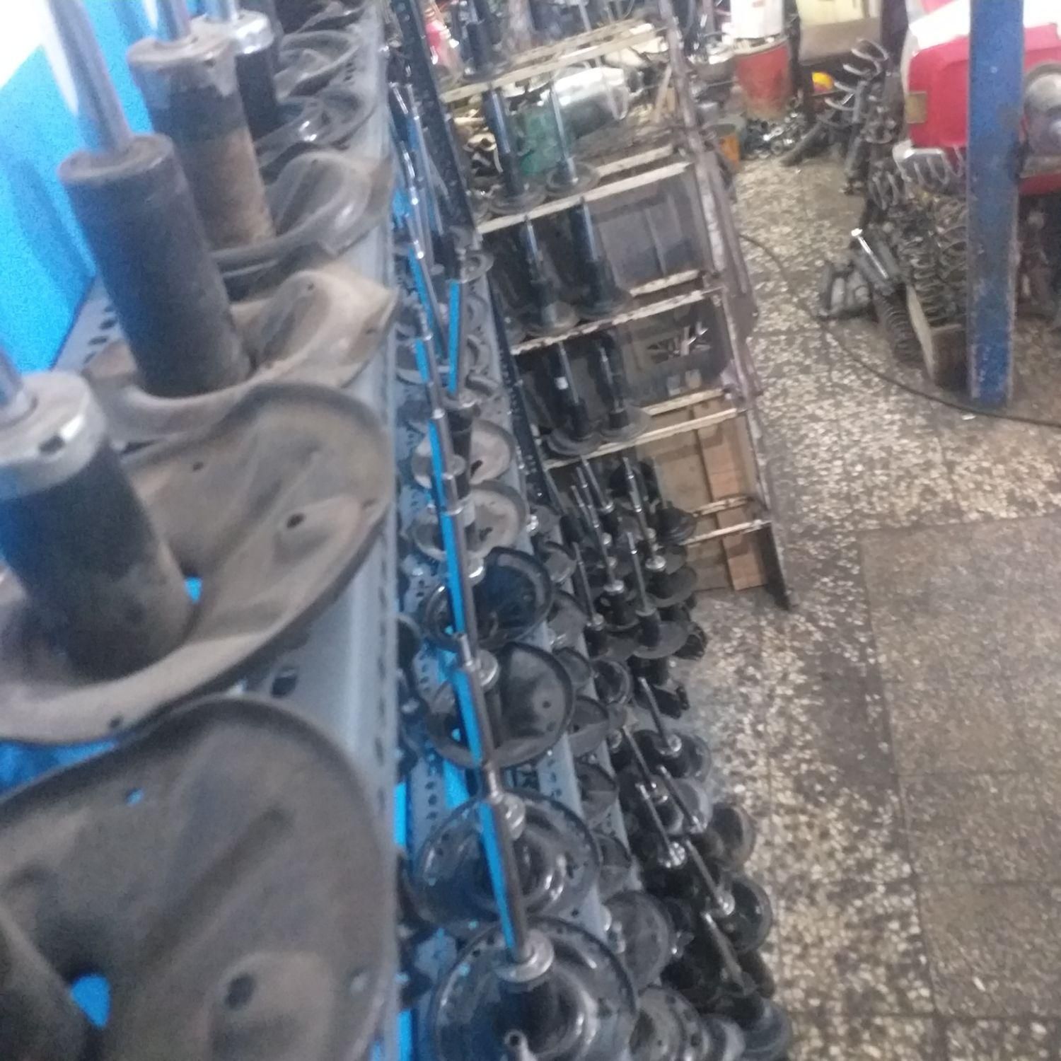 کمک فنر استوک|قطعات یدکی و لوازم جانبی|اصفهان, ولدان|دیوار