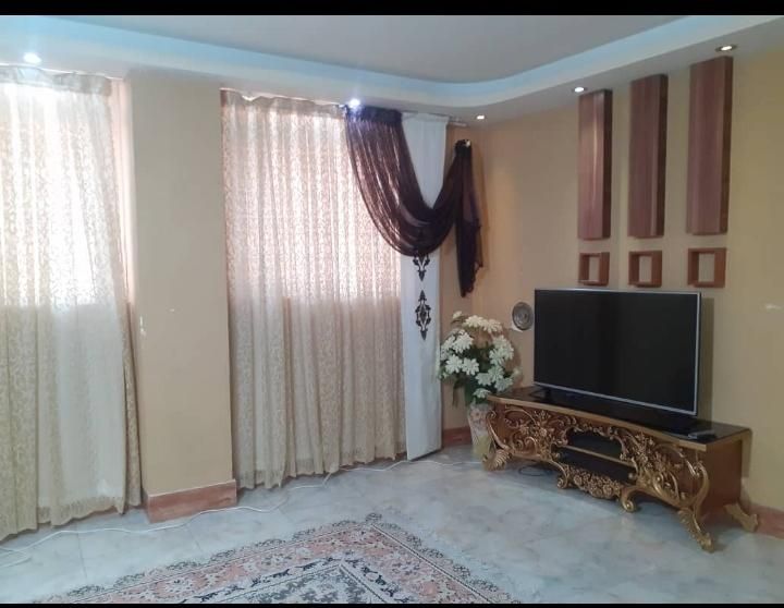 منزل مبله صدرا|اجارهٔ کوتاه‌مدت آپارتمان و سوئیت|شیراز, شهرک گلستان|دیوار