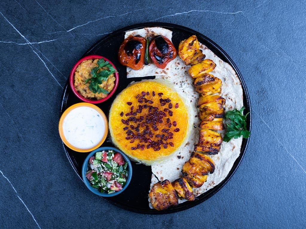 تهیه غذای مجلسی ایرانی وغذاهای دریایی|خدمات پذیرایی، مراسم|شاهین‌شهر, فدک|دیوار