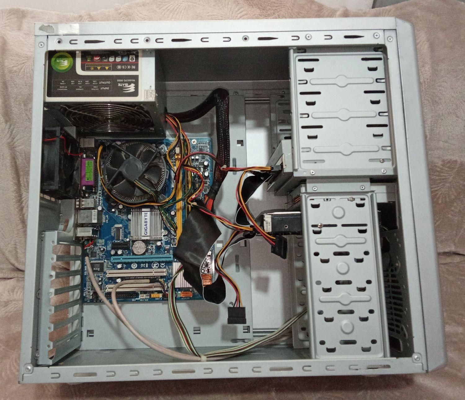 سیستم  DDR2|رایانه رومیزی|رشت, جماران|دیوار