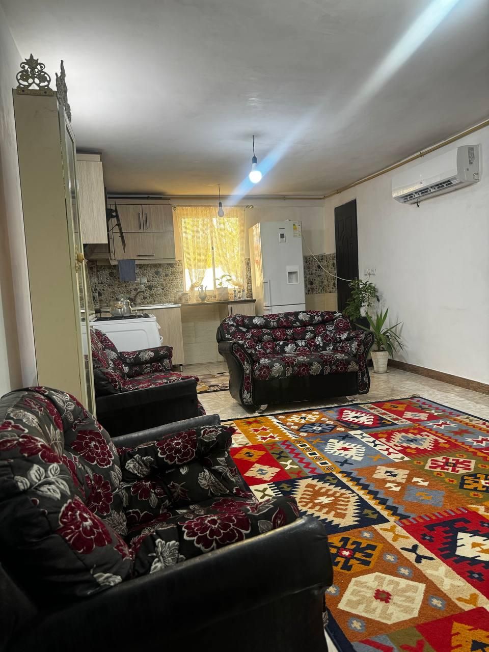 فقط به خانواده اجاره داده میشود|اجارهٔ کوتاه‌مدت آپارتمان و سوئیت|رشت, پیرکلاچای|دیوار