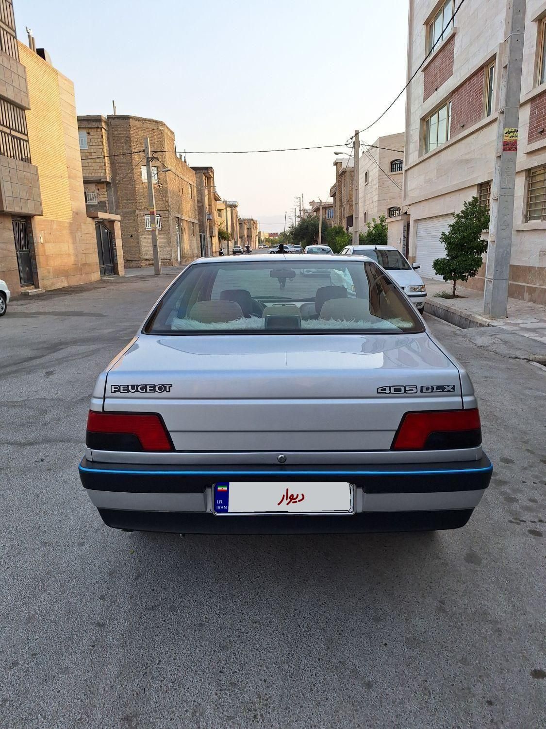 پژو 405 GLX - دوگانه سوز CNG، مدل ۱۳۹۵|خودرو سواری و وانت|شیراز, فضل‌آباد|دیوار