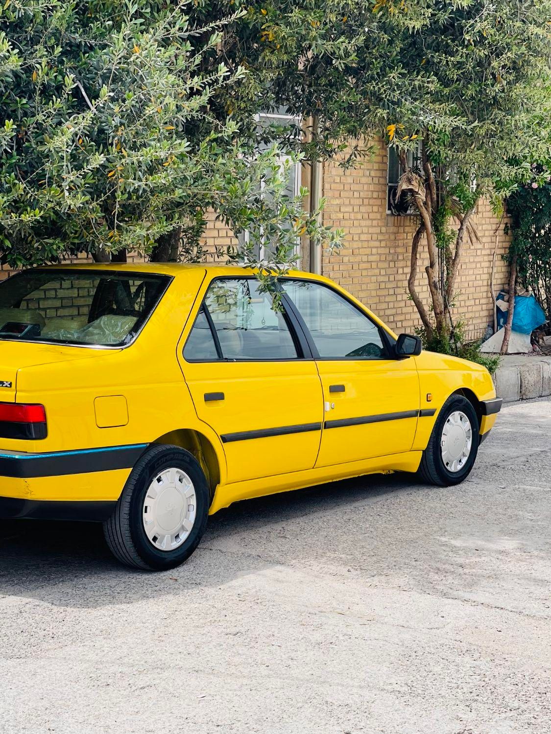 پژو 405 GLX - دوگانه سوز CNG، مدل ۱۴۰۱|خودرو سواری و وانت|کرمانشاه, |دیوار