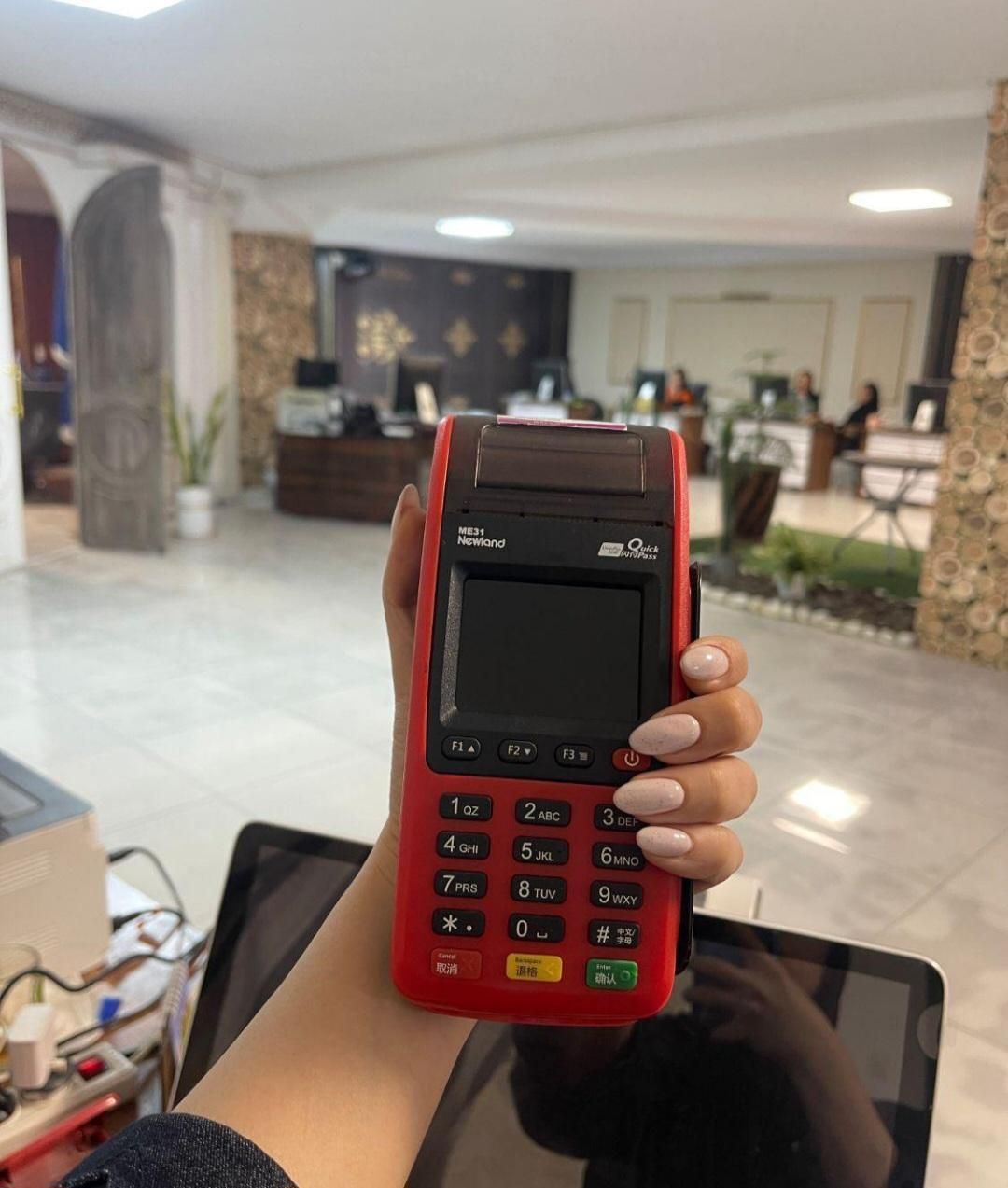 دستگاه کارتخوان بیسیم پوزسیار me31پرسرعت pos|فروشگاه و مغازه|کرج, گلشهر|دیوار