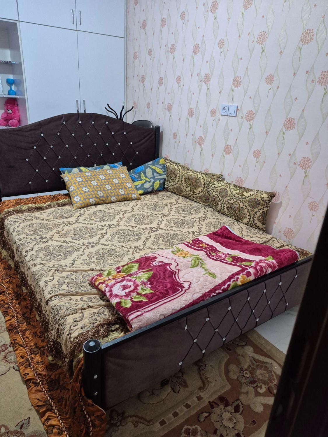 اجاره روزانه/هفتگی/ماهانه آپارتمان ۸۰ متری|اجارهٔ کوتاه‌مدت آپارتمان و سوئیت|اصفهان, ناصرخسرو|دیوار