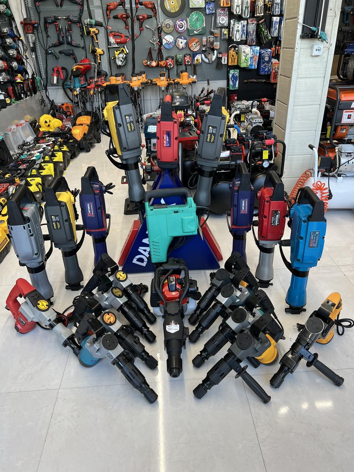 چکش تخریب بنزینی برقی پیکور بتن کن هیلتی|فروشگاه و مغازه|مشهد, هنرور|دیوار