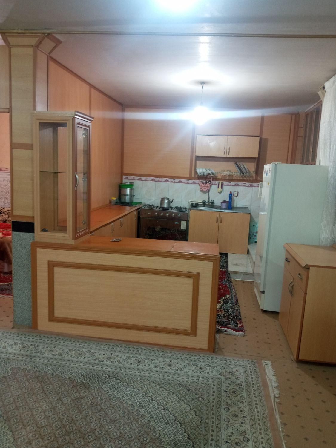 اجاره سوییت ویلایی برخیابان اصلی شهدا|اجارهٔ کوتاه‌مدت آپارتمان و سوئیت|اردبیل, |دیوار
