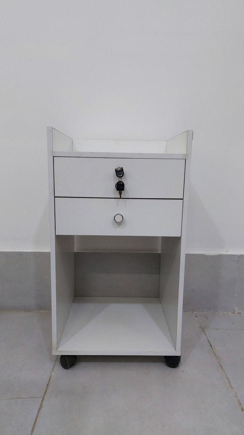 ترولی/پاف/صندلی|آرایشگاه و سالن‌های زیبایی|مشهد, نوید|دیوار