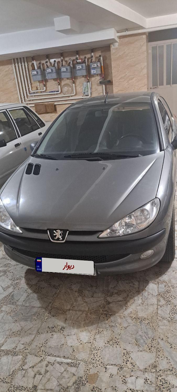 206 sd v8 مدل ۹۳ سفارش مدیران|خودرو سواری و وانت|رشت, چمارسرا|دیوار