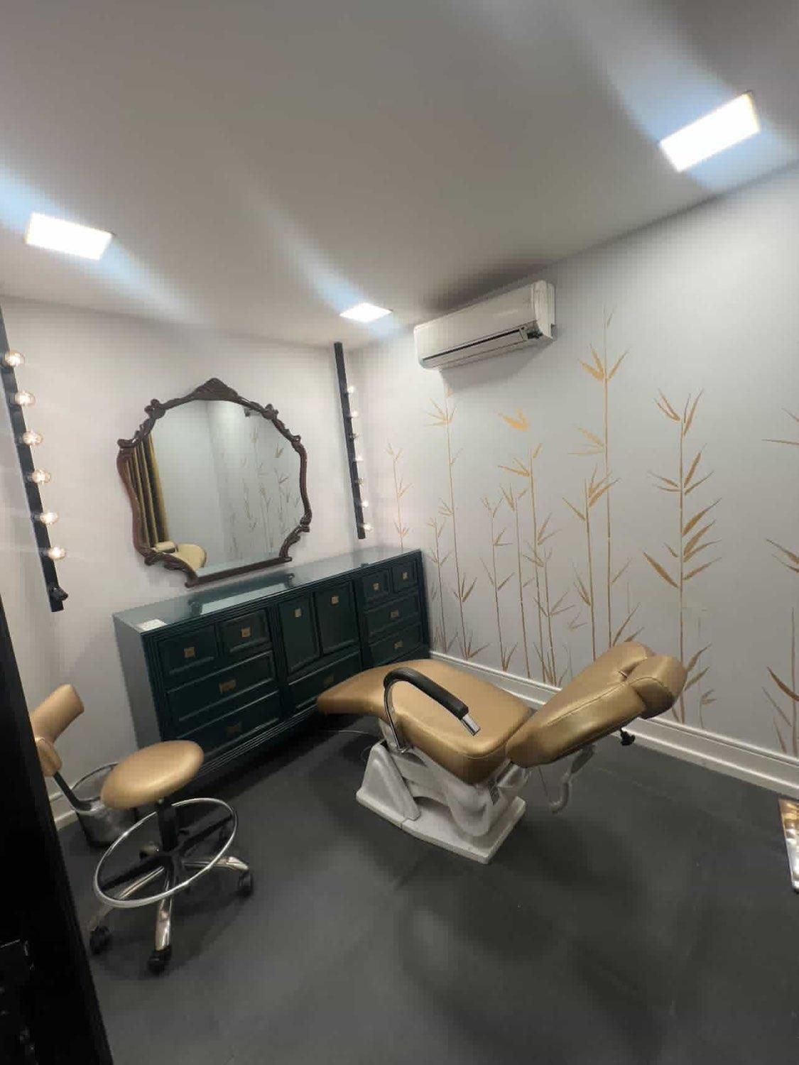 اجاره اتاق ۱۲ متری و صندلی و میز ناخن|اجارهٔ دفتر کار، اتاق اداری، مطب|تهران, الهیه|دیوار