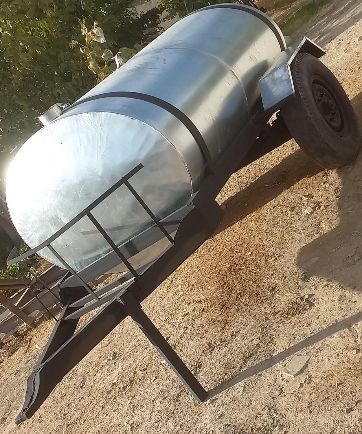 مخزن mz تانکر آب گازوییل چرخ تریلی|قطعات یدکی و لوازم جانبی|کوهدشت, |دیوار