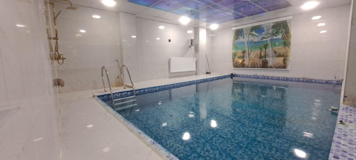 ویلا باغ فول امکانات با استخر اب گرم|اجارهٔ کوتاه‌مدت ویلا و باغ|اراک, |دیوار