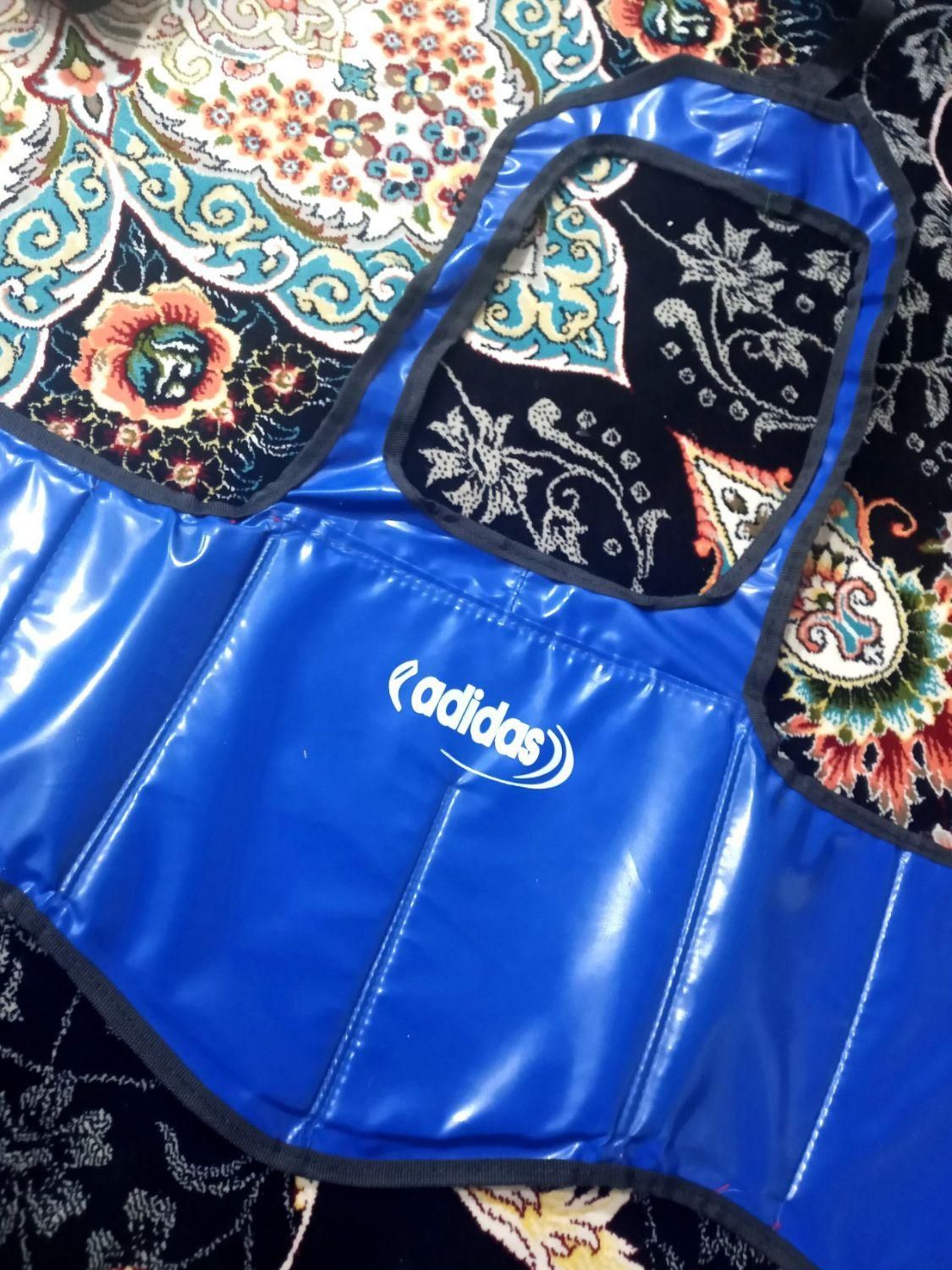 پک کامل رزمی(هوگو Adidas+دستکش GREENHILL+ساق‌بند)|تجهیزات ورزشی|بندر ماهشهر, |دیوار