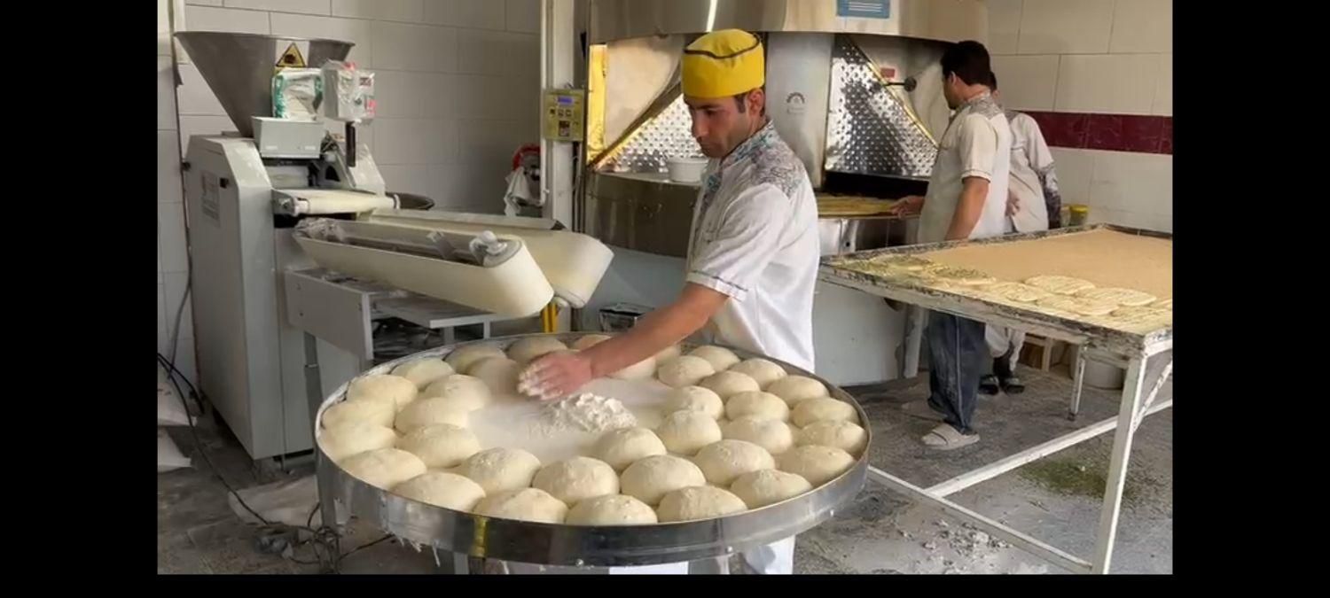دستگاه چانه گیرنانوایی سنتی و فانتزی چونه گیر خمیر|ماشین‌آلات صنعتی|مشهد, عسگریه|دیوار