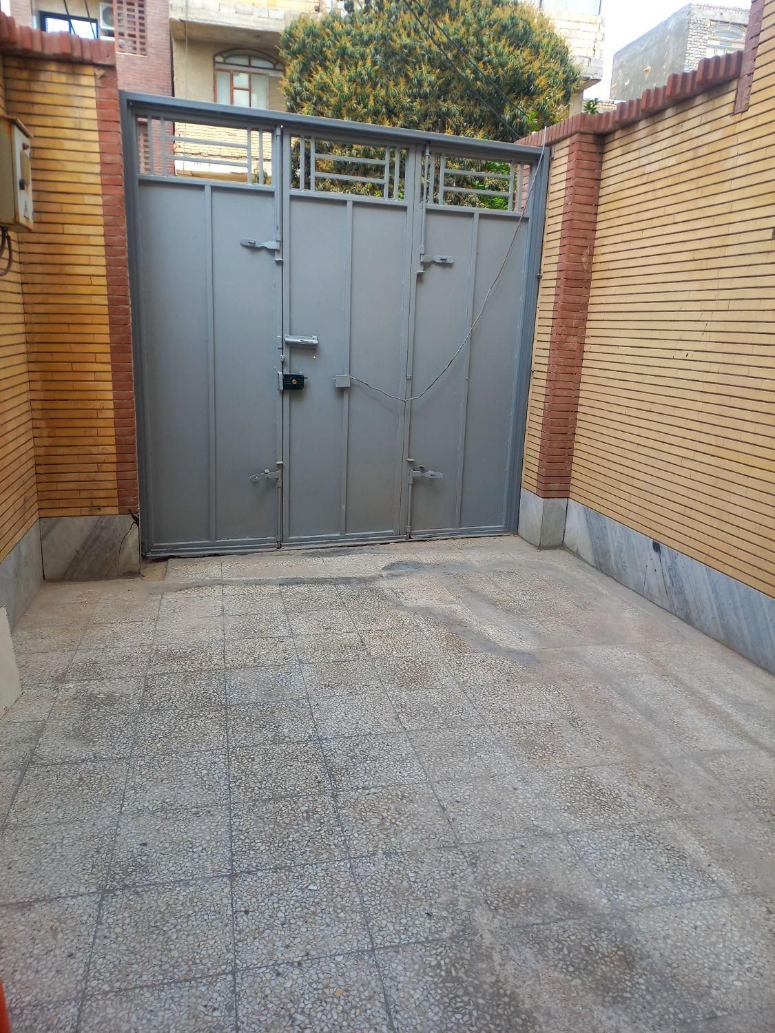 اجاره واحد مبله روزانه بهترین نقطه|اجارهٔ کوتاه‌مدت آپارتمان و سوئیت|بندرعباس, |دیوار