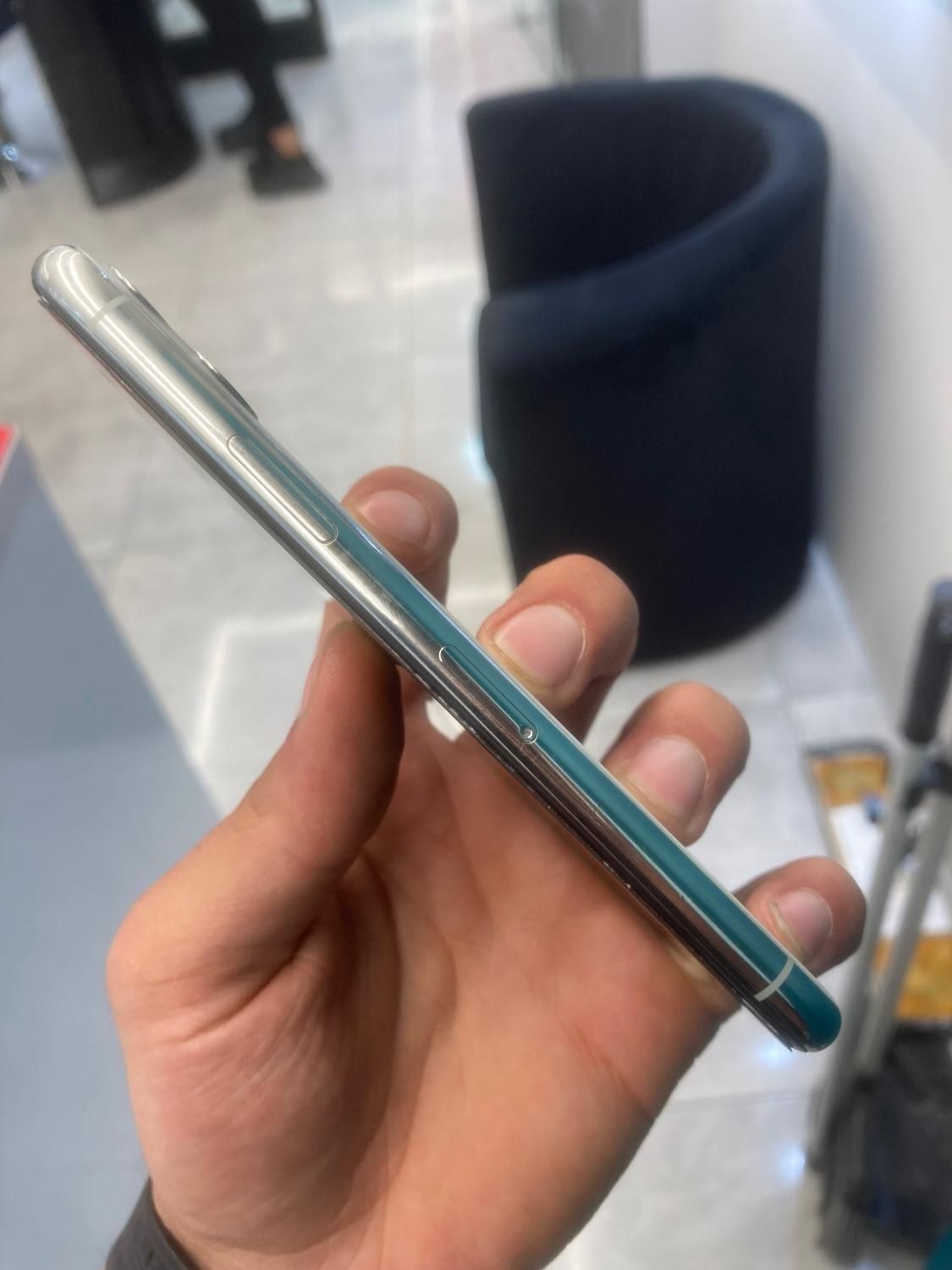 Iphone 11 pro|موبایل|اصفهان, باغ زرشک|دیوار