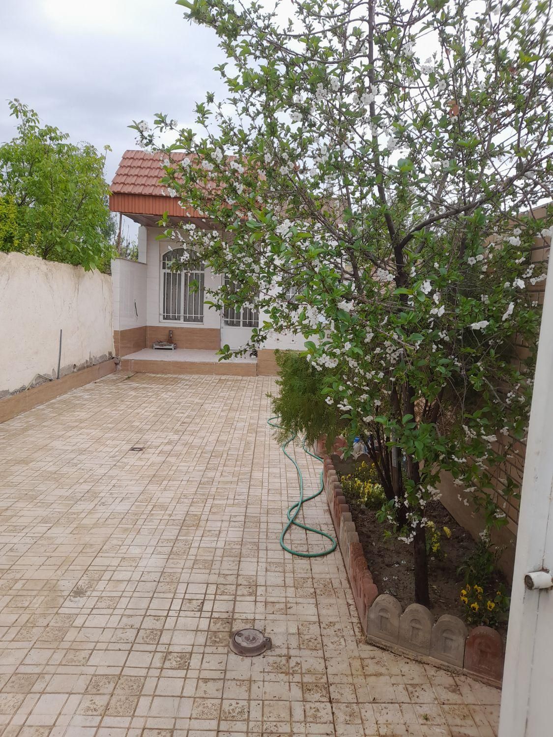 اجاره سوئیت دربست (خونه باغ)|اجارهٔ کوتاه‌مدت آپارتمان و سوئیت|اصفهان, آبشار|دیوار