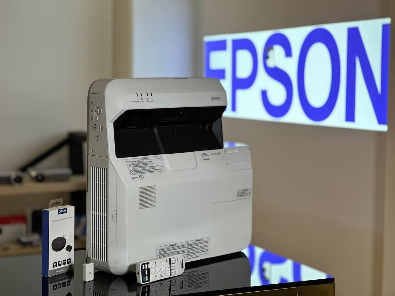 ویدئو پروژکتور Epson 696Ui|تلویزیون و پروژکتور|قم, سالاریه|دیوار