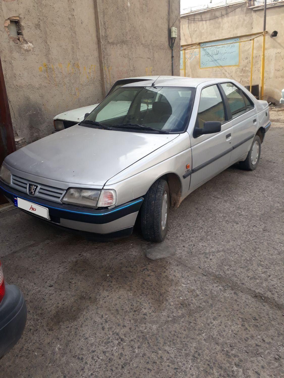 پژو 405 GL - دوگانه سوز CNG، مدل ۱۳۸۸|خودرو سواری و وانت|قزوین, |دیوار