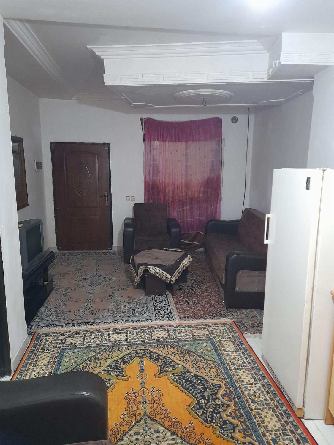 سویت با پارکینگ اتاق خواب نوساز خانواده و مجرد|اجارهٔ کوتاه‌مدت آپارتمان و سوئیت|رشت, کوی طالقانی|دیوار