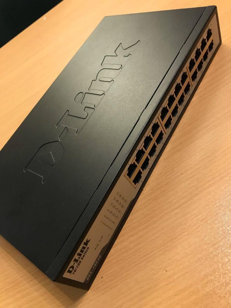 سوییچ 24 پورت  D-Link 24-Port 10/100 DES-1024D|مودم و تجهیزات شبکه|تهران, بهجت‌آباد|دیوار
