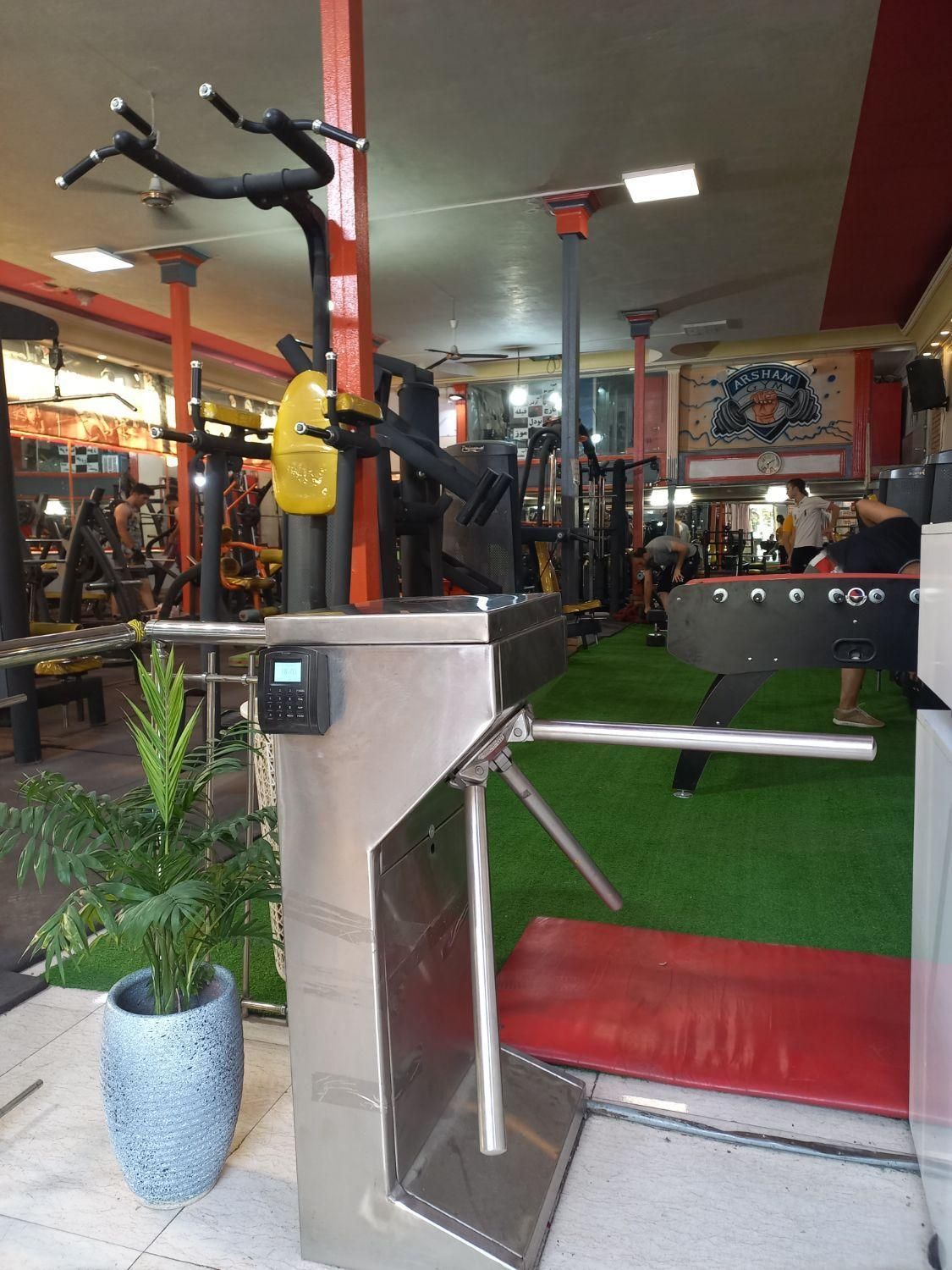 فروش نرم افزار باشگاهی،سیستم باشگاهی|دفتر کار|تهران, صادقیه|دیوار