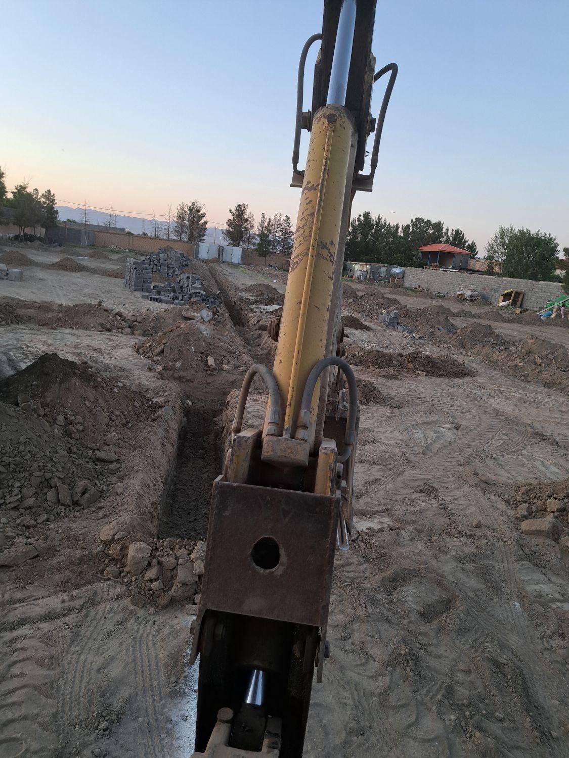 بیل بکهو،بیل مکانیکی،بیل بکو،بیل میکانیکی اجاره|خدمات حمل و نقل|مشهد, توس|دیوار