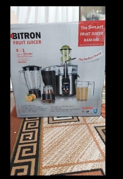 آبمیوه‌گیریBitron خانگی دست‌دوم کم کاربدون‌تعمیر|آبمیوه‌گیر و آب‌مرکبات‌گیر|اصفهان, جی شیر|دیوار