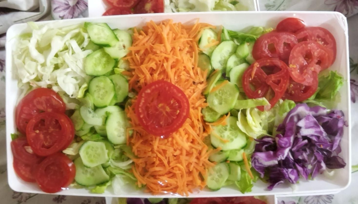 سالاد و ژله تک و چند نفره رنگارنگ با متریال|خدمات پذیرایی، مراسم|اصفهان, طامه|دیوار