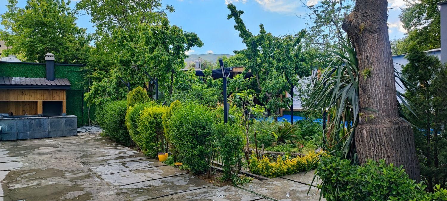 ویلا مبله استخر و جکوزی آب گرم|اجارهٔ کوتاه‌مدت ویلا و باغ|لواسان, |دیوار