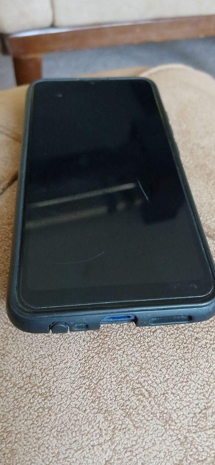 شیائومی Redmi 8 با حافظهٔ ۶۴ گیگابایت|موبایل|خمینی‌شهر, |دیوار