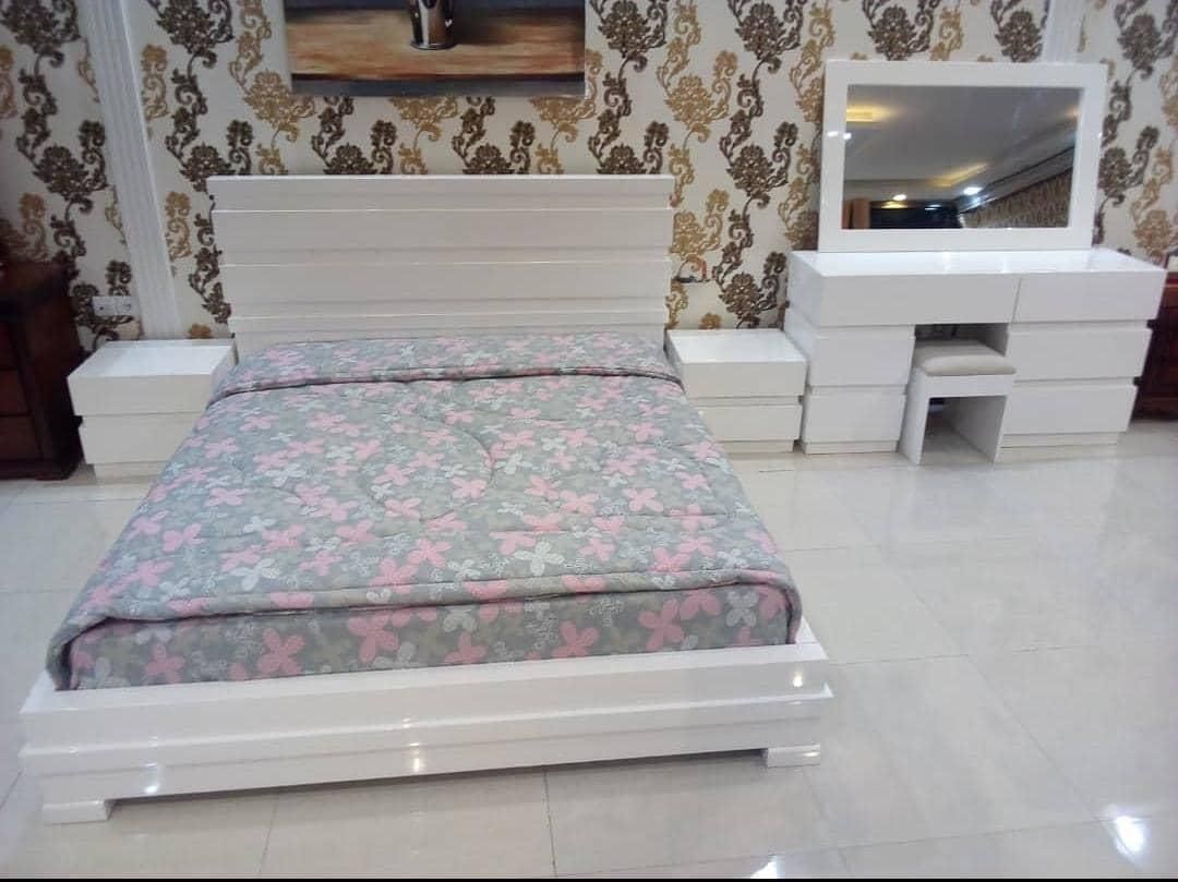 تخت دو نفره سفید / دیاموند|تخت و سرویس خواب|قشم, |دیوار