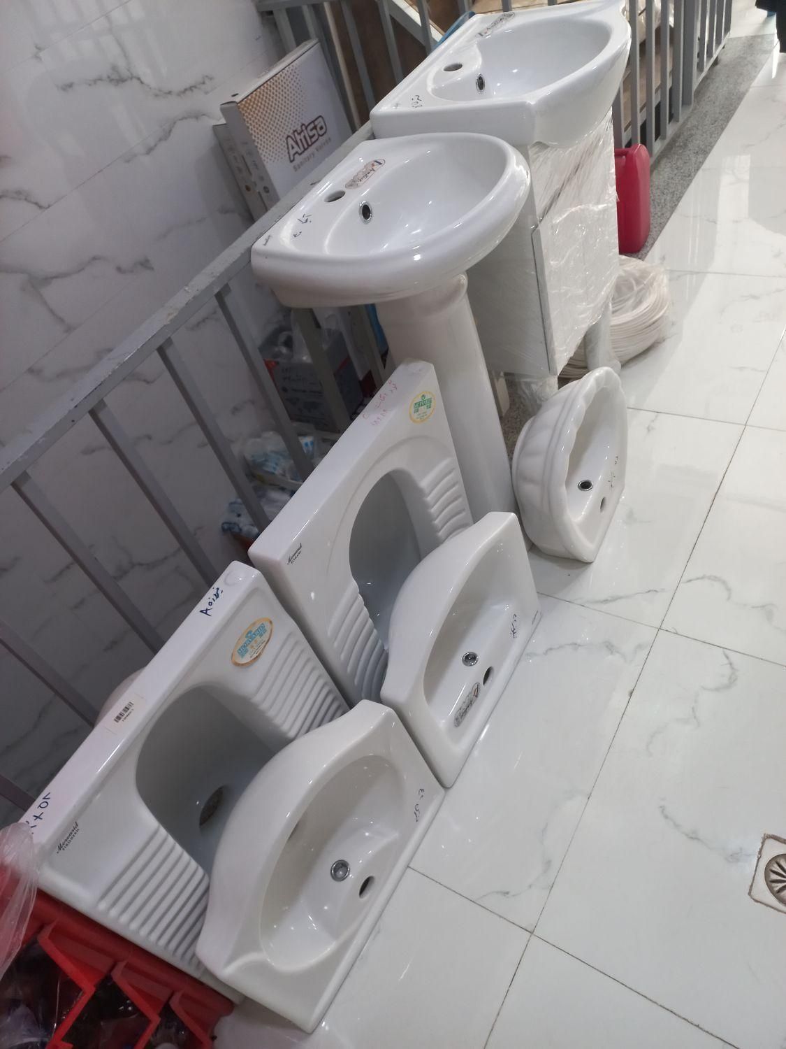 توالت ایرانی وفرنگی آرمیتاژ(مروارید) سیار پلاستیکی|لوازم سرویس بهداشتی|ساوه, |دیوار