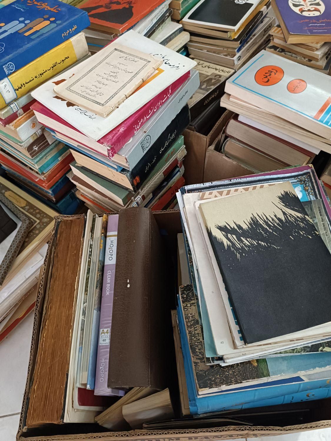 خرید و فروش انواع کتاب و مجله و خریدار کتابخانه|کتاب و مجله|تهران, فلسطین (میدان انقلاب)|دیوار