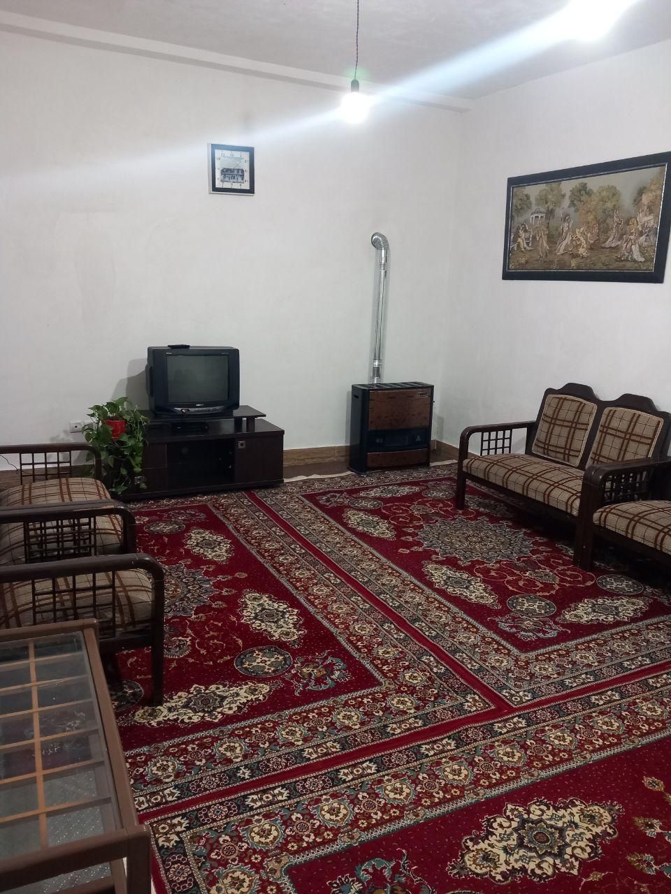 اجاره روزانه/هفتگی/ ۶۰ متری در بازکیاگوراب|اجارهٔ کوتاه‌مدت آپارتمان و سوئیت|لاهیجان, بازکیاگوراب|دیوار