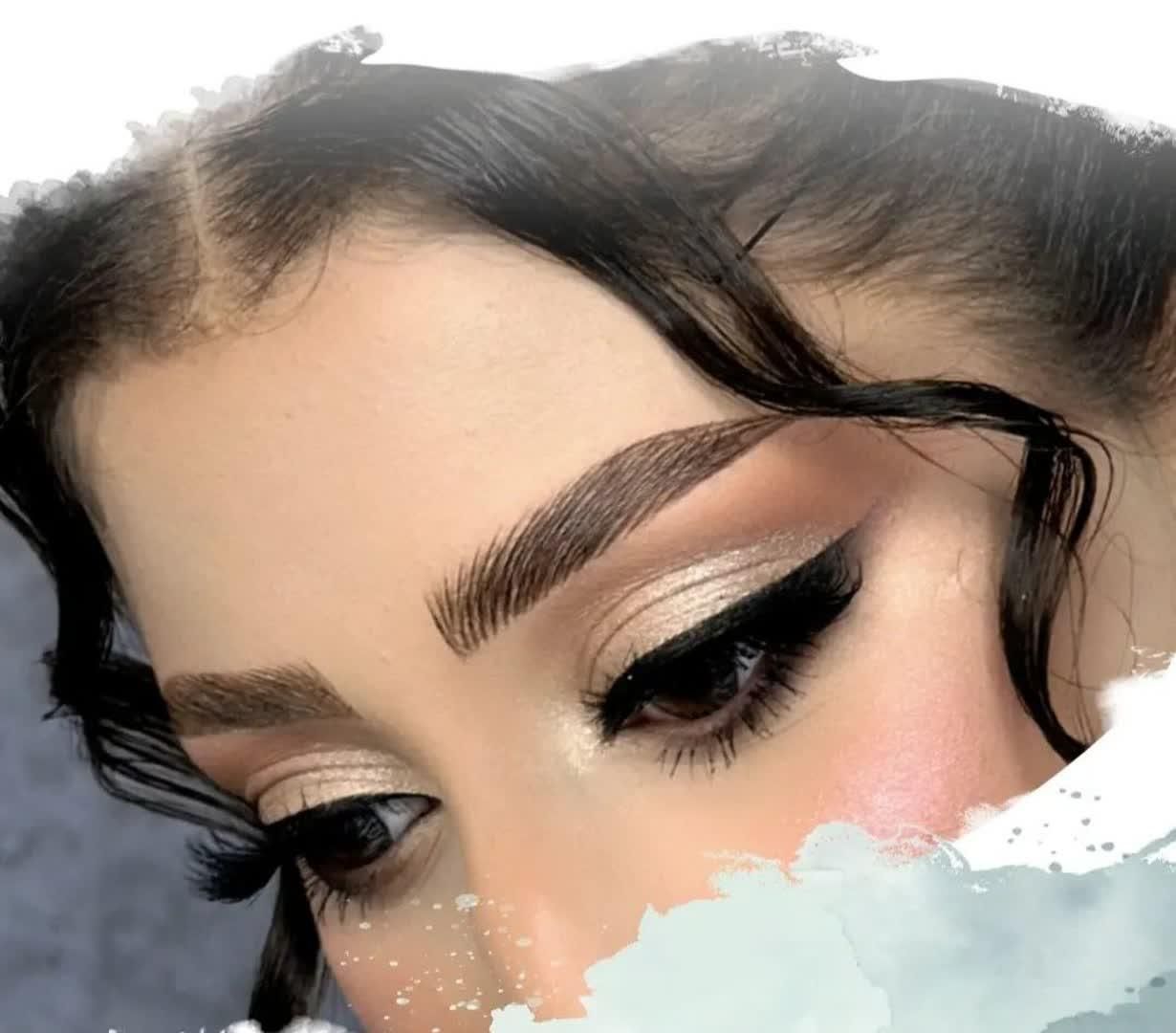 میکاپ شینیون‌ همراهی و عروس و ...|خدمات آرایشگری و زیبایی|قم, باغ شریفی|دیوار