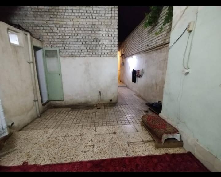 منزل قدیمی اجاره ای مناسب کارگاه یا انبار|اجارهٔ خانه و ویلا|اصفهان, آفاران|دیوار