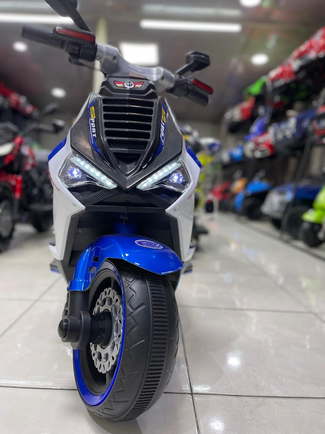 ماشین شارژی موتور شارژی آیروکس|اسباببازی|کرج, شهرک بنفشه|دیوار