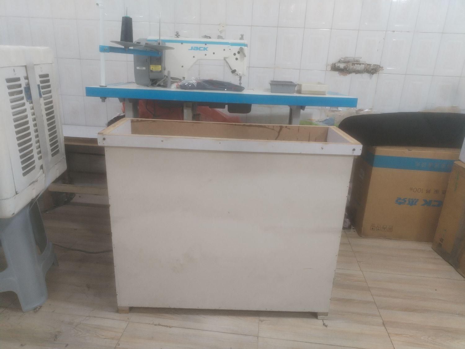نیمکت،جعبه جلوی چرخ|مبلمان خانگی و میز عسلی|تهران, تختی|دیوار