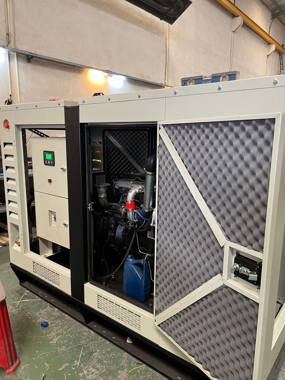 دیزل ژنراتور با تابلو امرجنسی|ماشینآلات صنعتی|بندرعباس, |دیوار