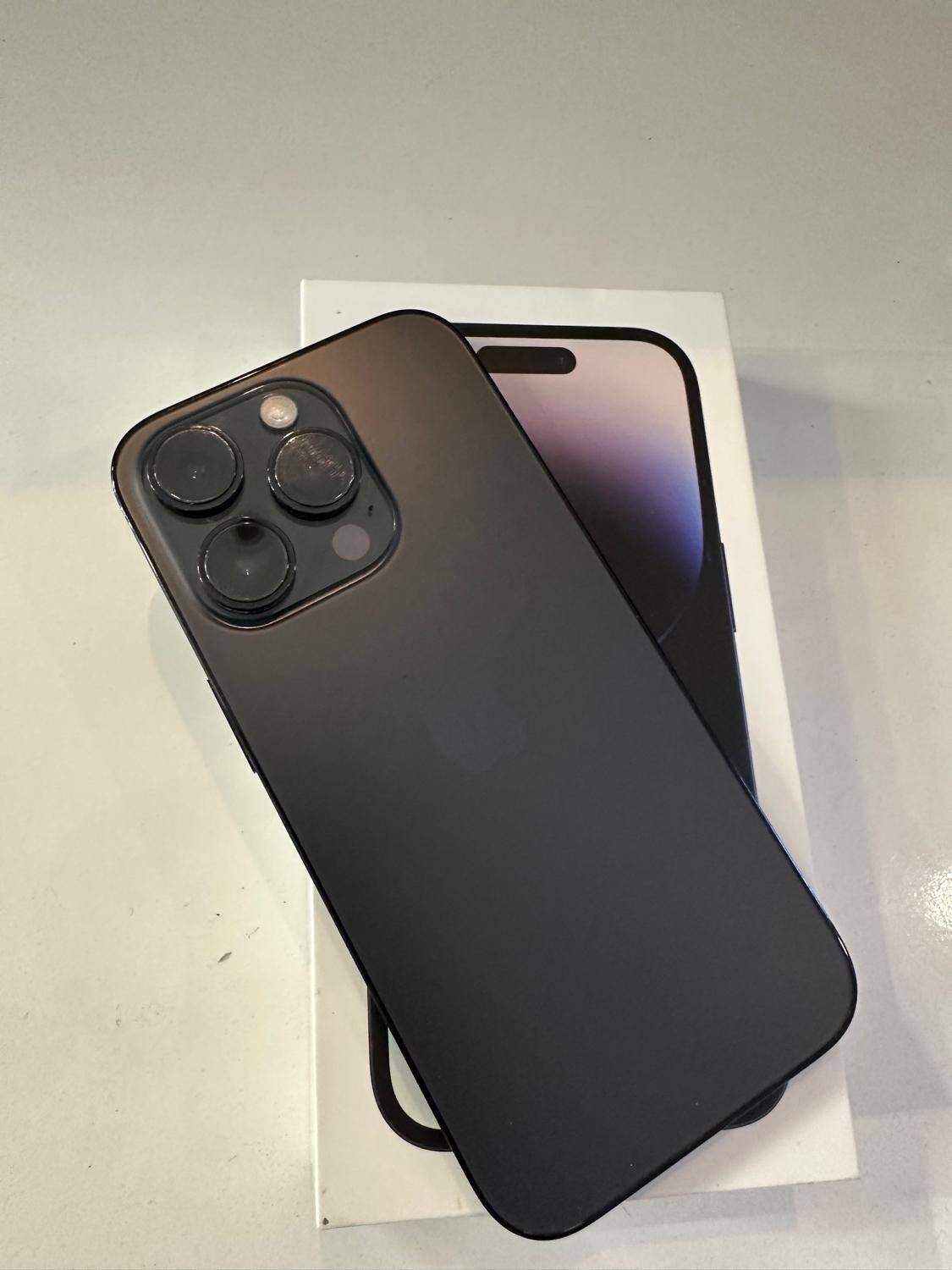 اپل iphone 14 pro با حافظهٔ ۲۵۶ گیگابایت|موبایل|مشهد, احمدآباد|دیوار